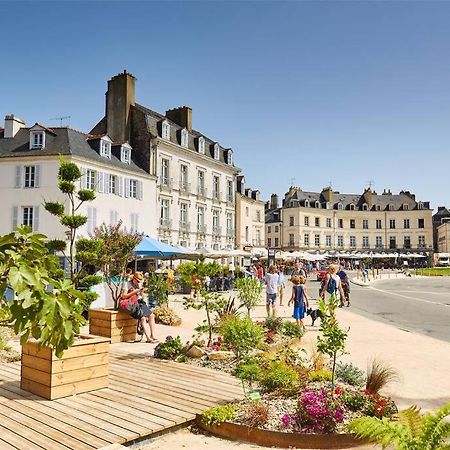 A Mi-Chemin Apartment Vannes Bagian luar foto