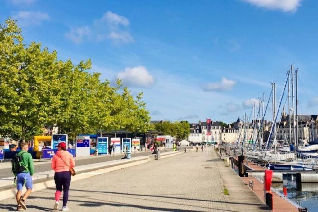 A Mi-Chemin Apartment Vannes Bagian luar foto